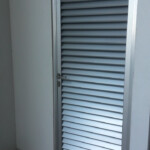 Fijos y puertas con louver y rejillas